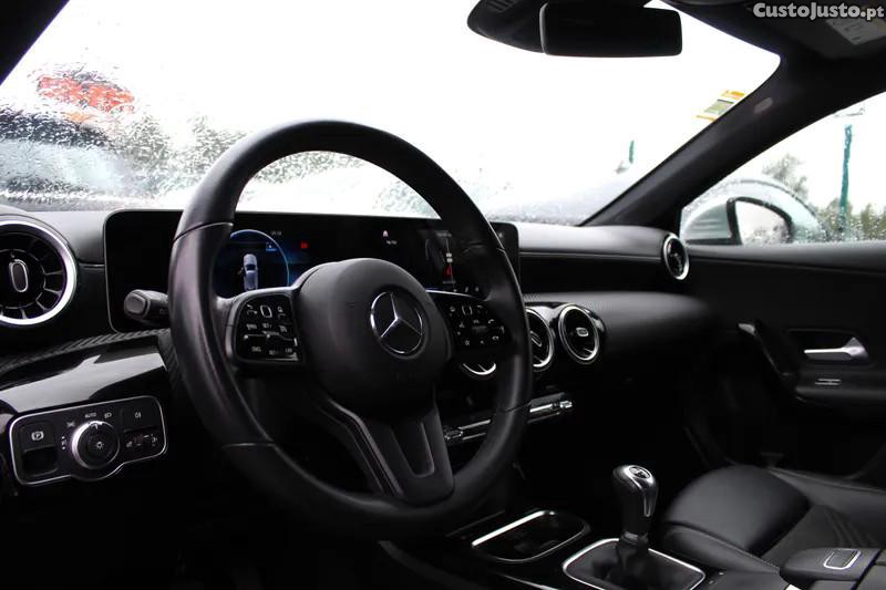 Mercedes-Benz A 180 d Business Solutions — fotografia 10