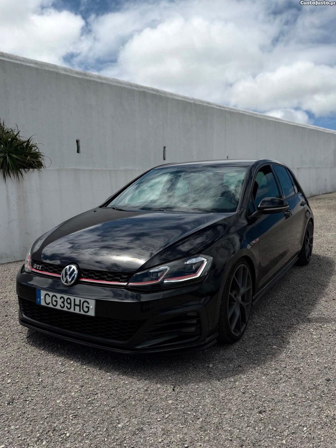 Volkswagen Golf GTI 2.0 TSI DSG — fotografia 5