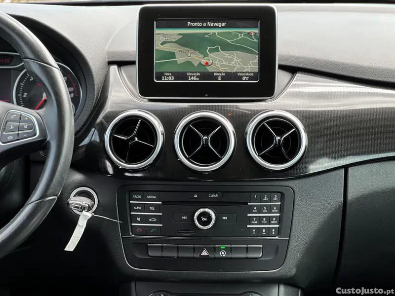 Mercedes-Benz B 180 d Fleet Pack — fotografia 7