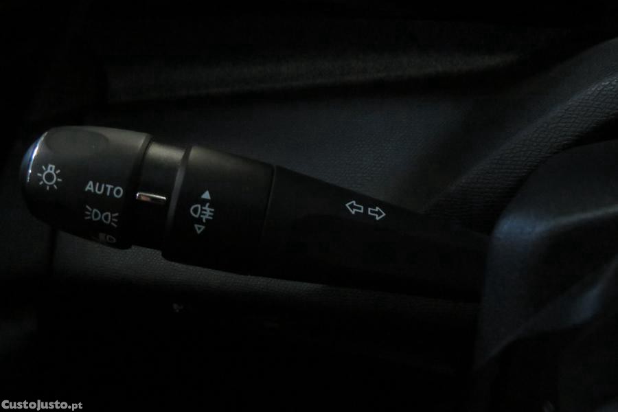 Peugeot 308 1.2 PureTech Allure — fotografia 12