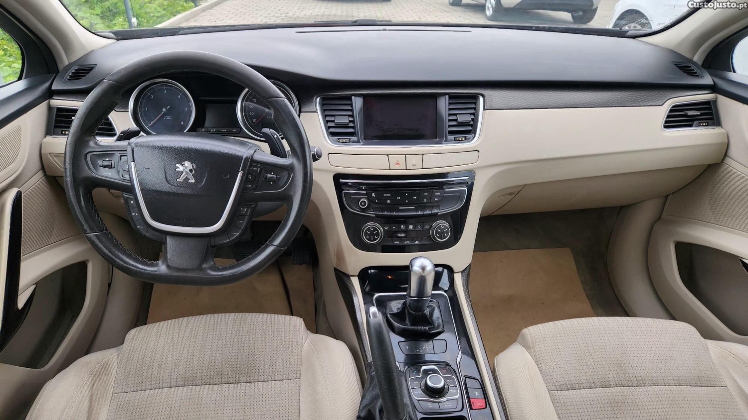 Peugeot 508 SW 1.6 HDI ALLURE/CX AUTO/NACIONAL/C/ GARANTIA — fotografia 4