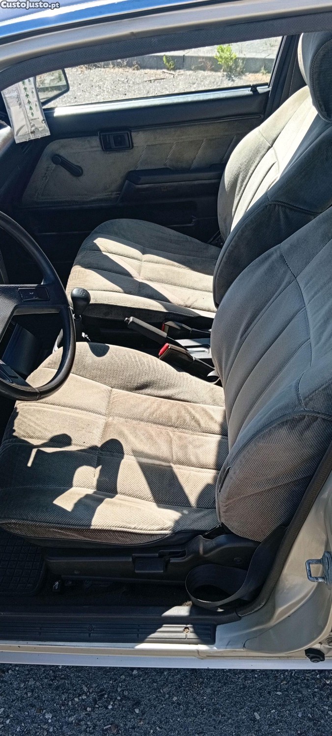 Toyota Corolla 1.6 GL — fotografia 2