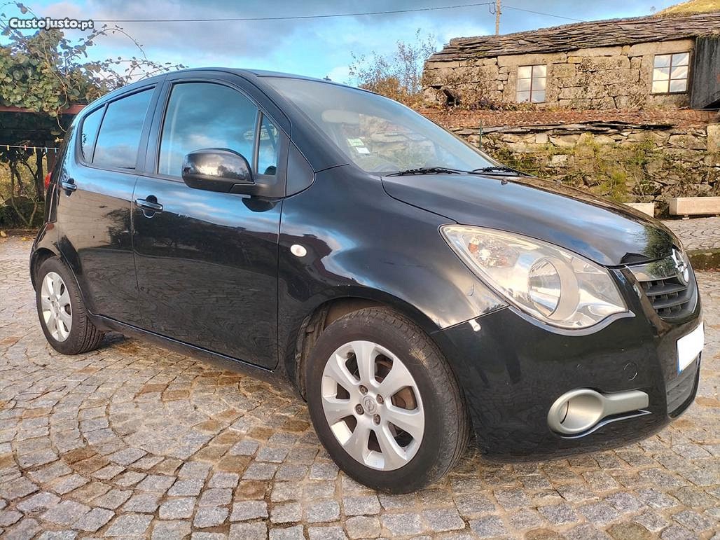 Opel Agila 1.0 ECOFLEX GPL — fotografia 11