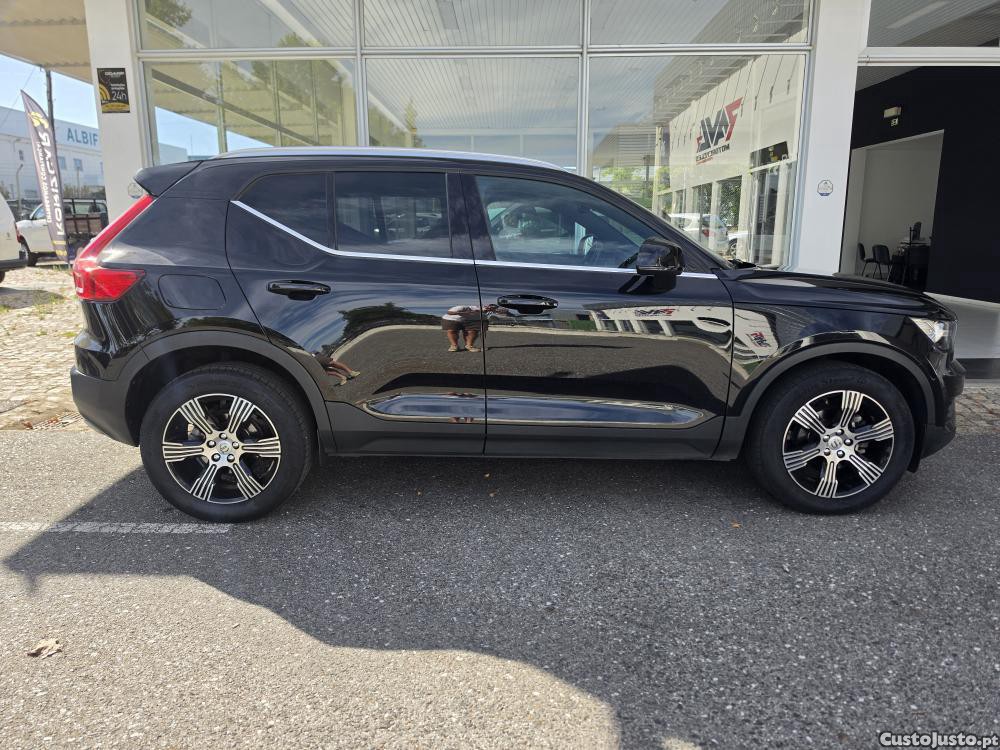 Volvo XC40 2.0 D3 Inscription G - 19 foto 4
