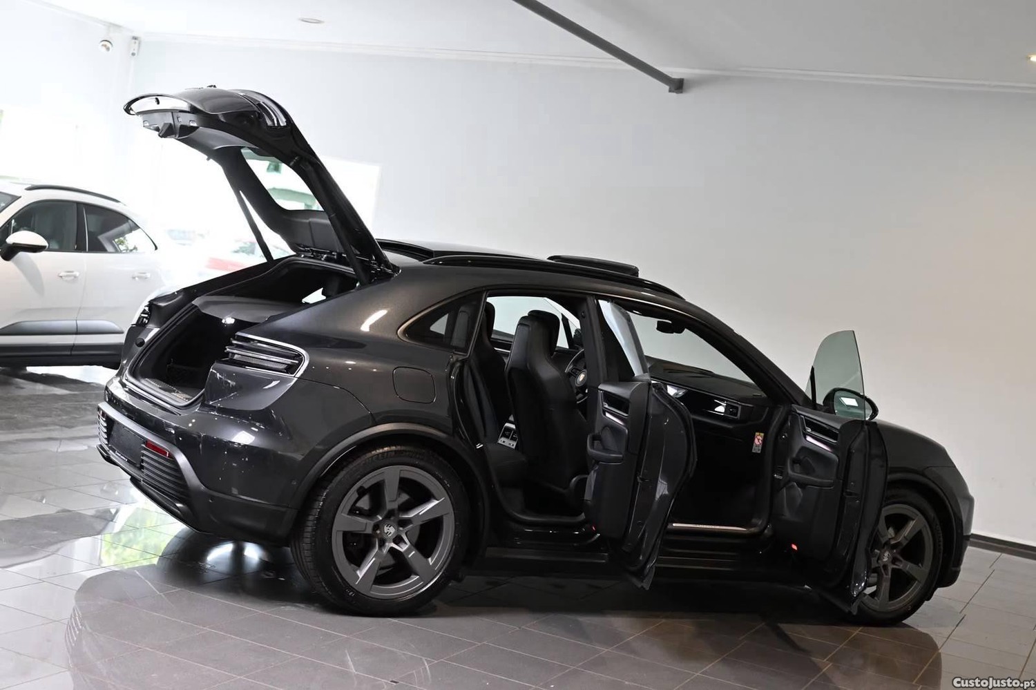 Porsche Macan 4 - 24 foto 4