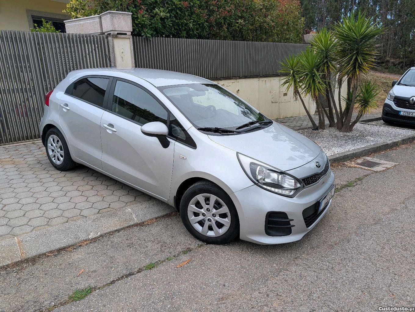 Kia Rio 1,1 cdti — fotografia 10