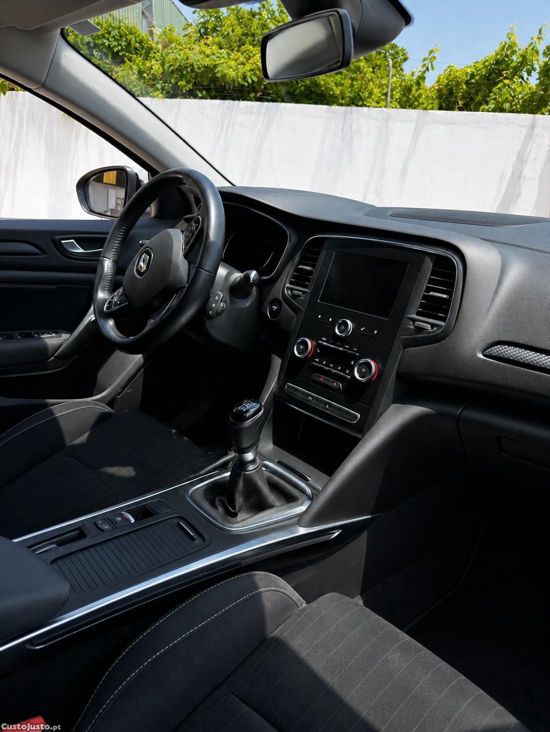 Renault Mégane Limited 1.5 dci — fotografia 5