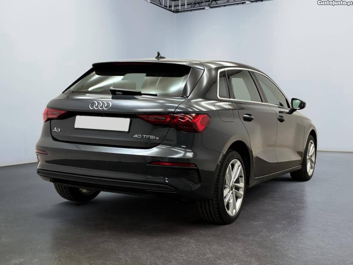 Audi A3 Sportback 40 TFSIe S Tronic Business Line - 23 — photo 2