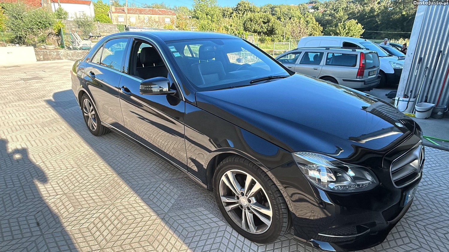 Mercedes-Benz E 220 Avantgard-AMG — photo 2