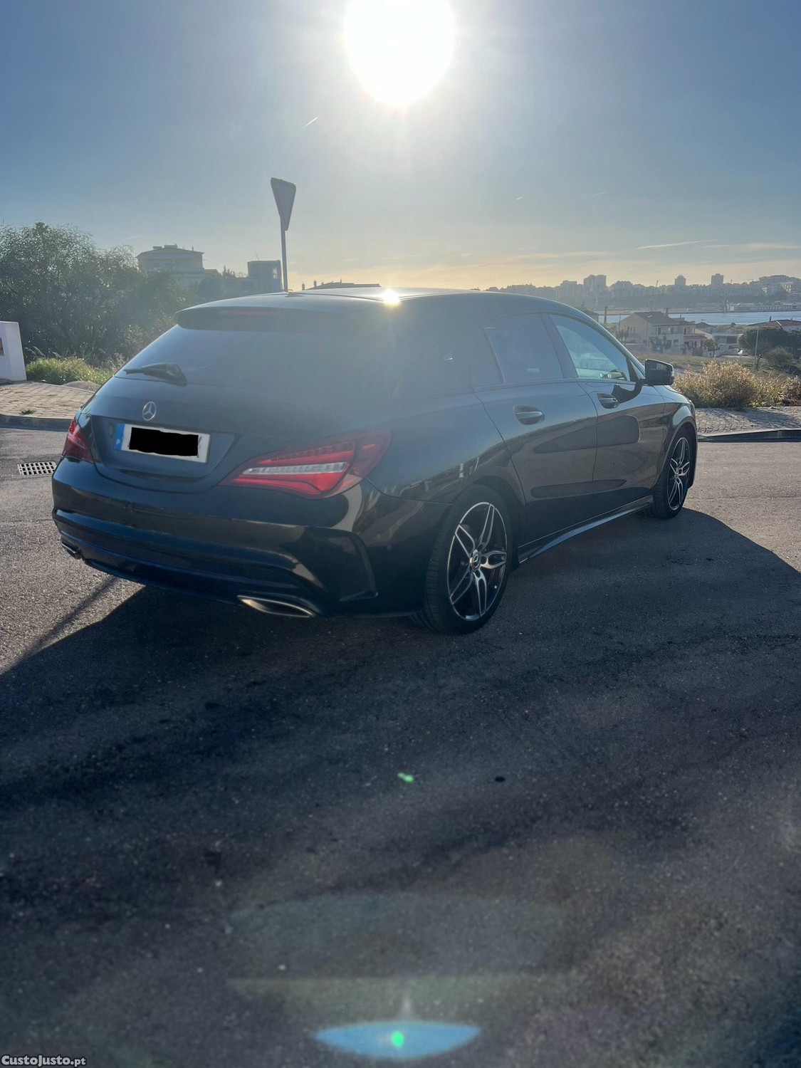 Mercedes-Benz CLA 180 AMG - 17 foto 3