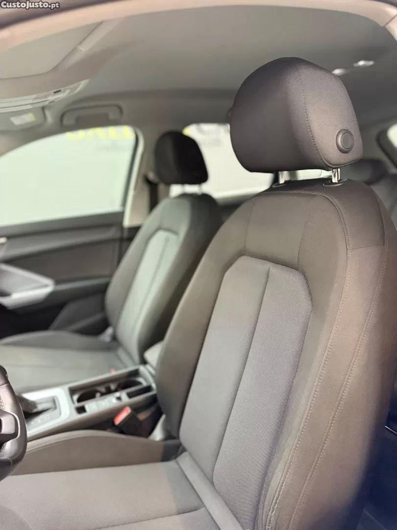 Audi Q3 1.4 tfsie s-line — fotografia 10