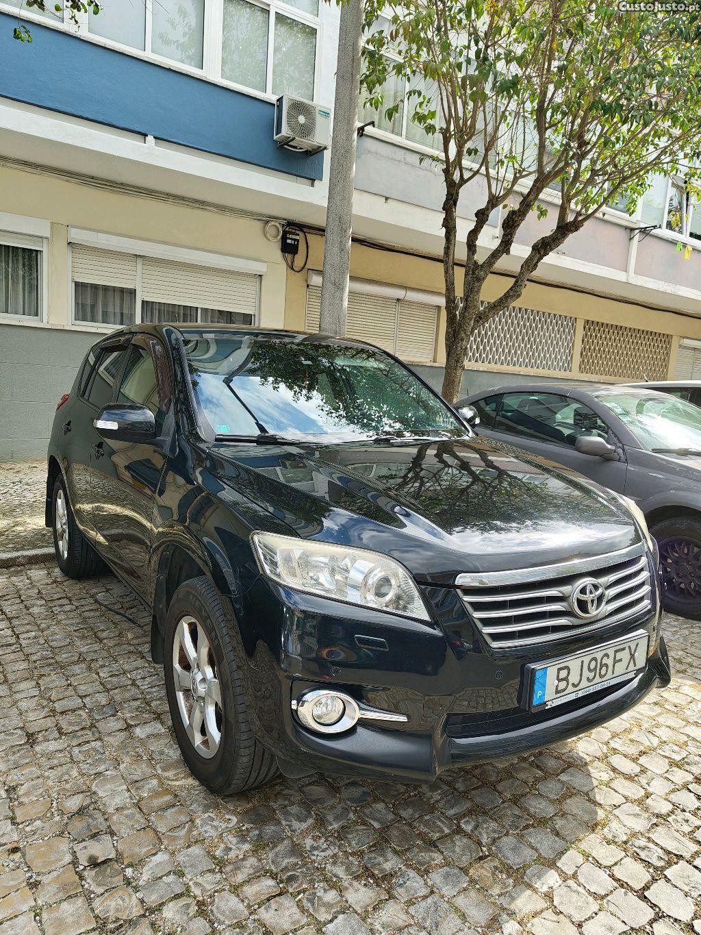 Toyota RAV4 AWD — fotografia 10