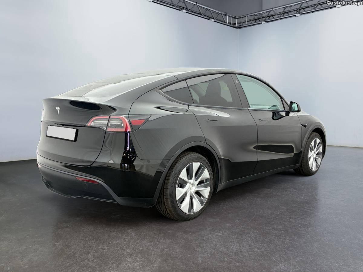 Tesla Model Y Long Range Dual Motor AWD - 23 — photo 2
