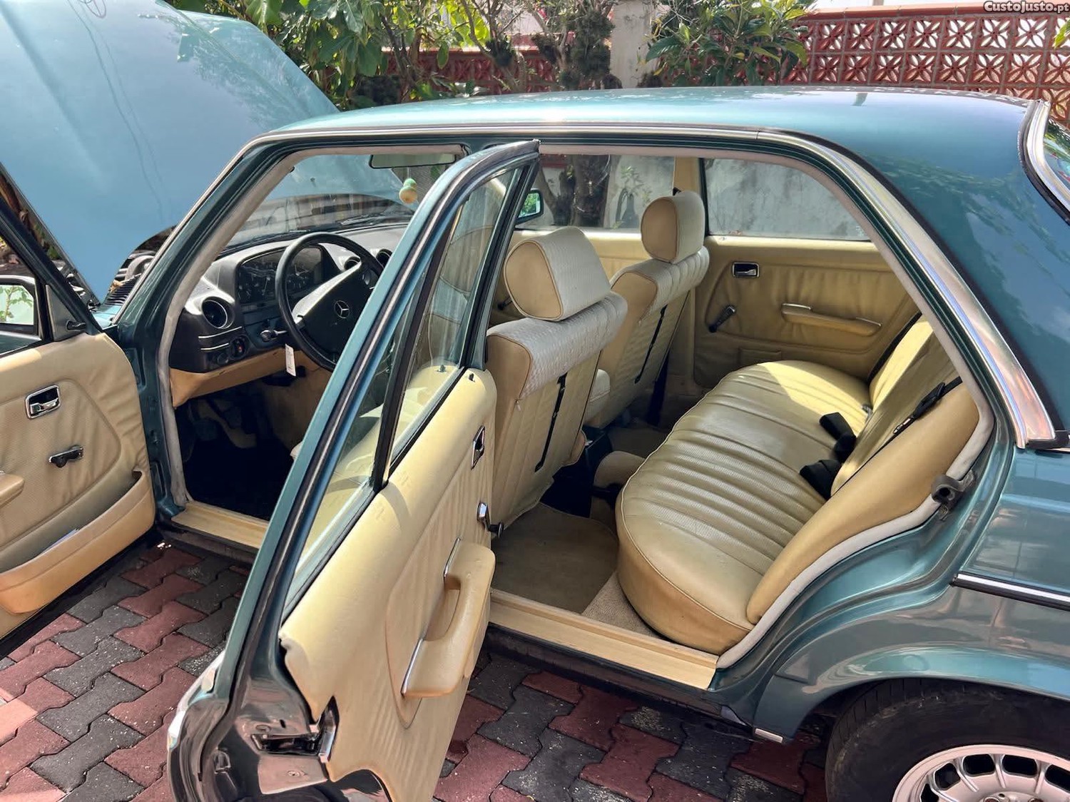 Mercedes-Benz 300 W123 300d — photo 2