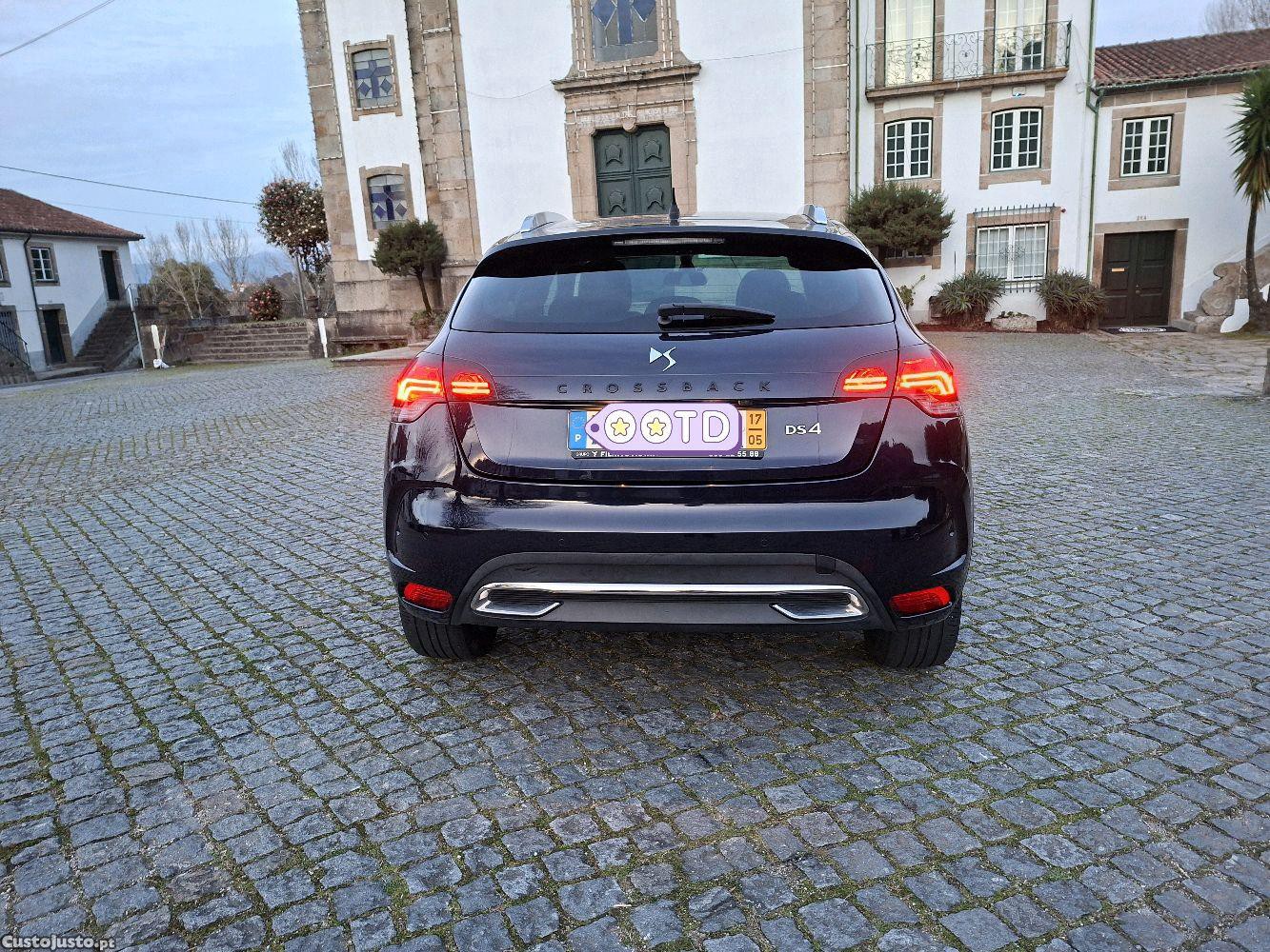 DS 4 4 CROSSBACK 120 Cv com 1245 mil km — fotografia 8