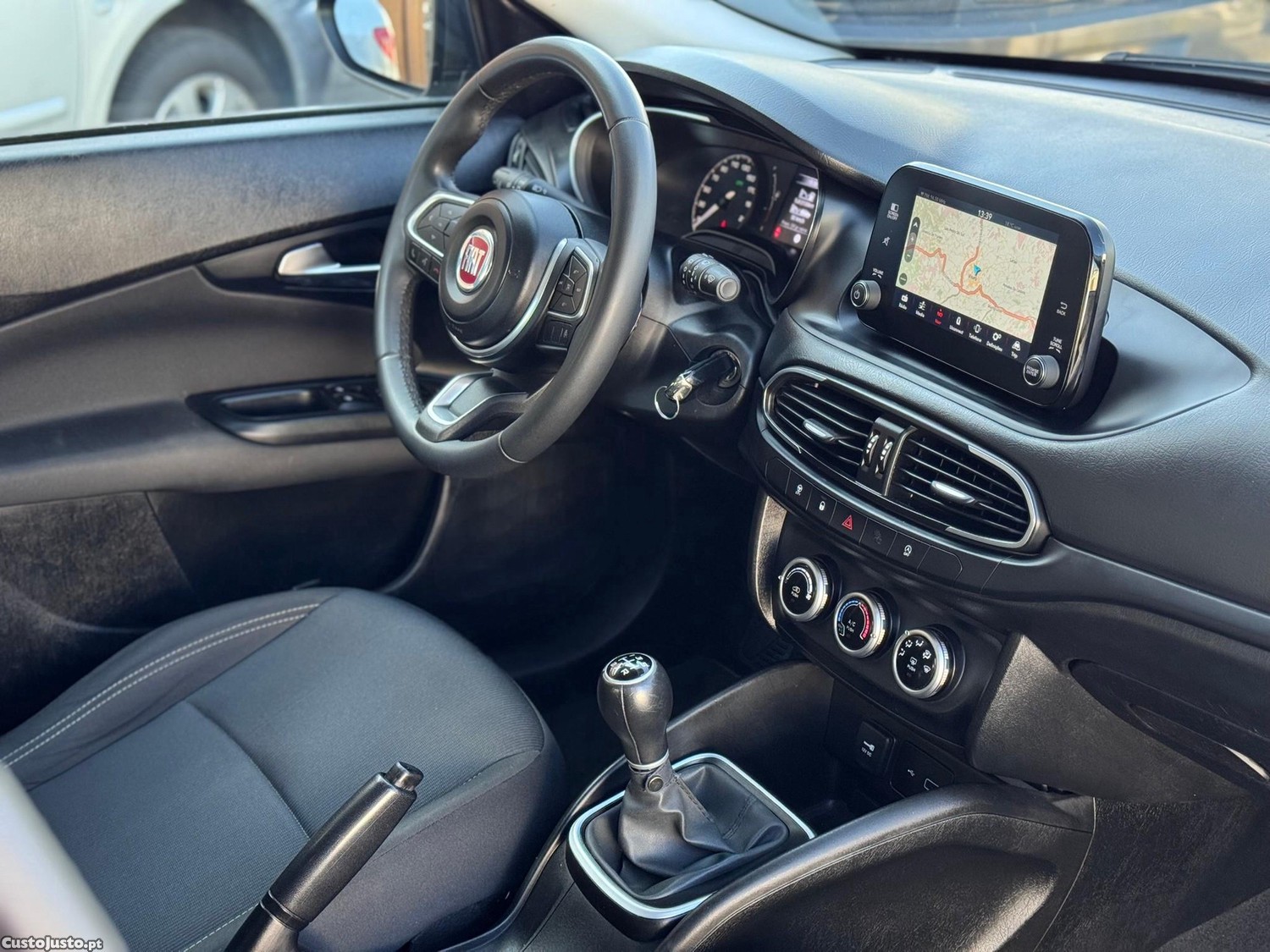 Fiat Tipo 1.3 Multijet City Life — fotografia 26