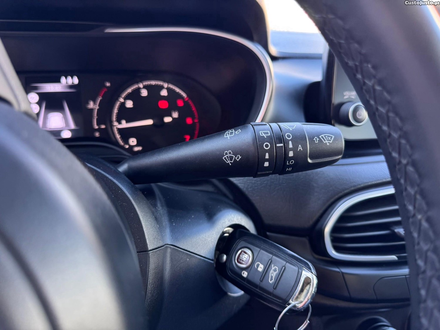 Fiat Tipo 1.3 Multijet City Life — fotografia 7