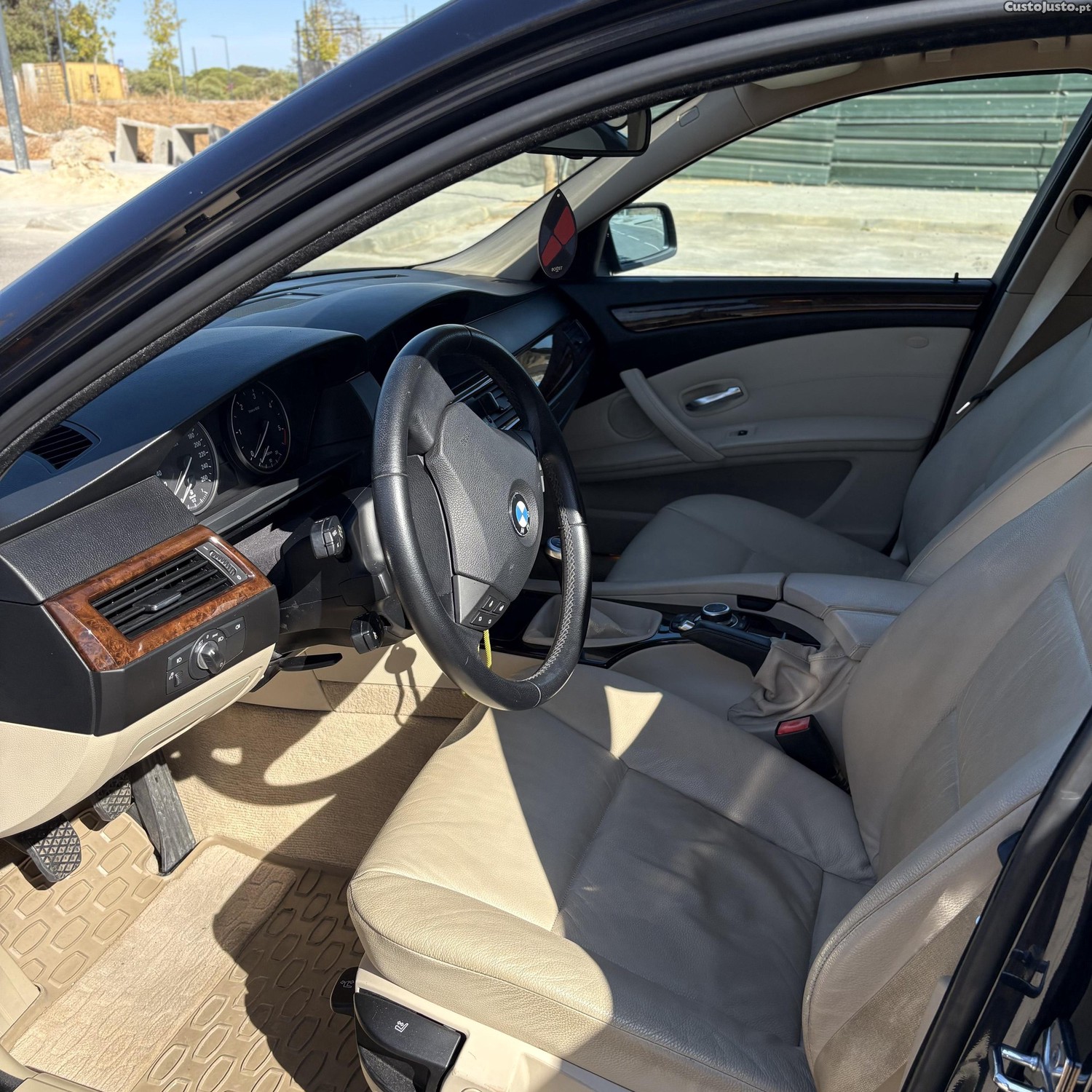 BMW 520 2009 - 09 foto 3