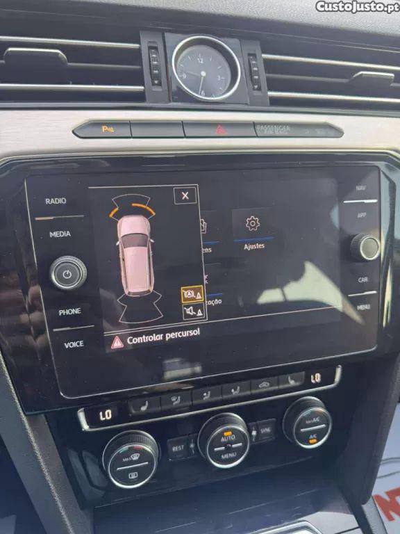 Volkswagen Passat 2.0 tdi r-line dsg — fotografia 14