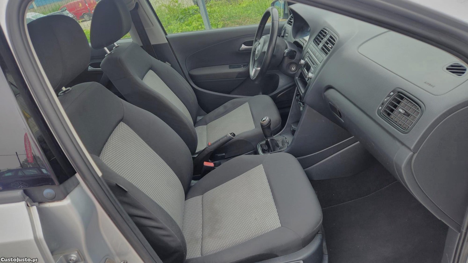 Volkswagen Polo 1.2 TDI BLUEMOTION/NACIONAL/C/ GARANTIA — fotografia 4