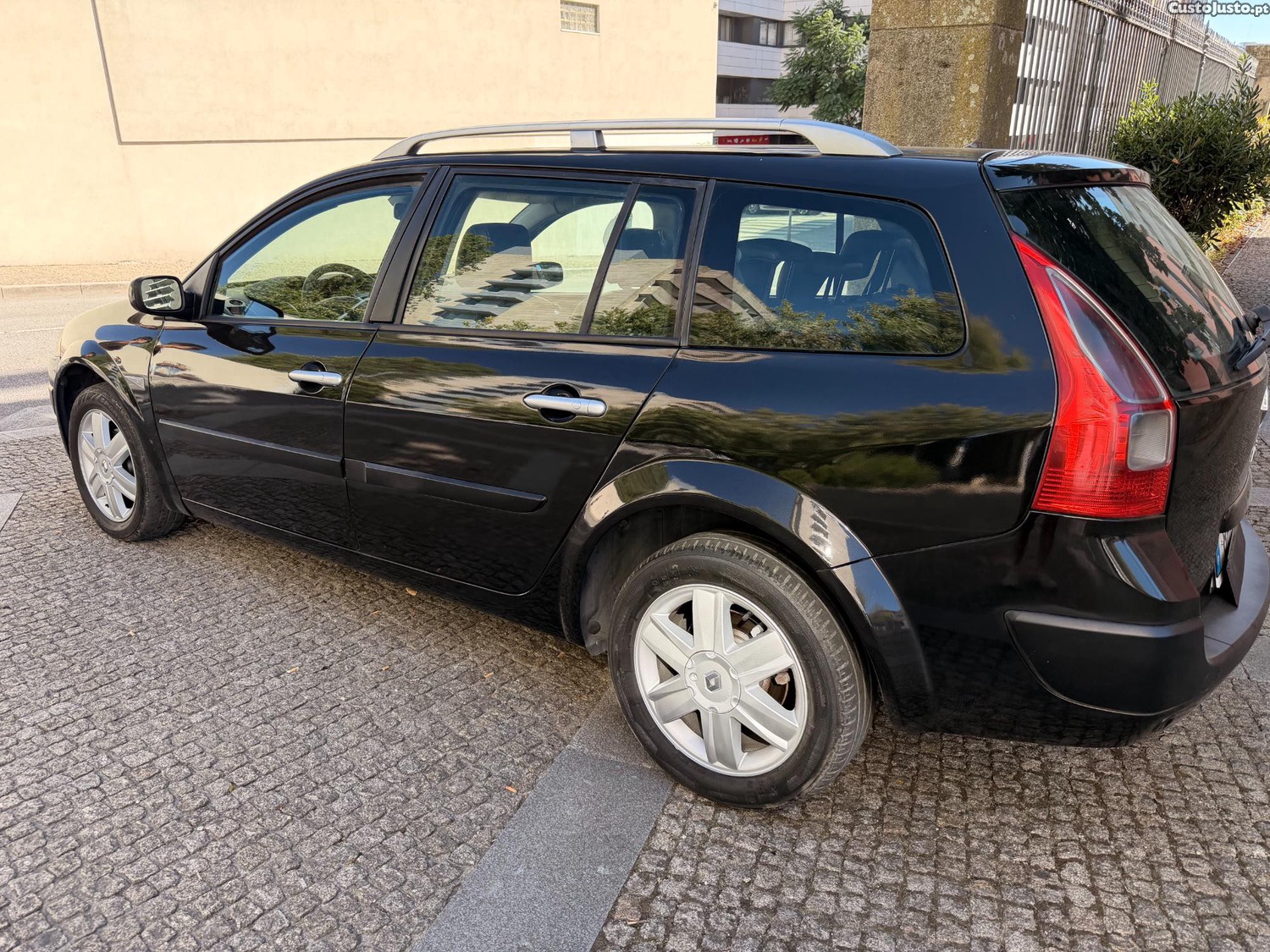 Renault Mégane Breack 1.5 dCi Dynamique — photo 3