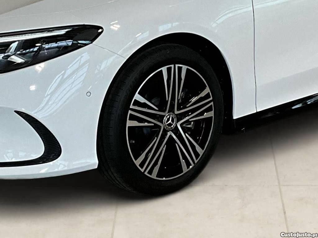 Mercedes-Benz CLA 250+ EQ - 25 foto 4