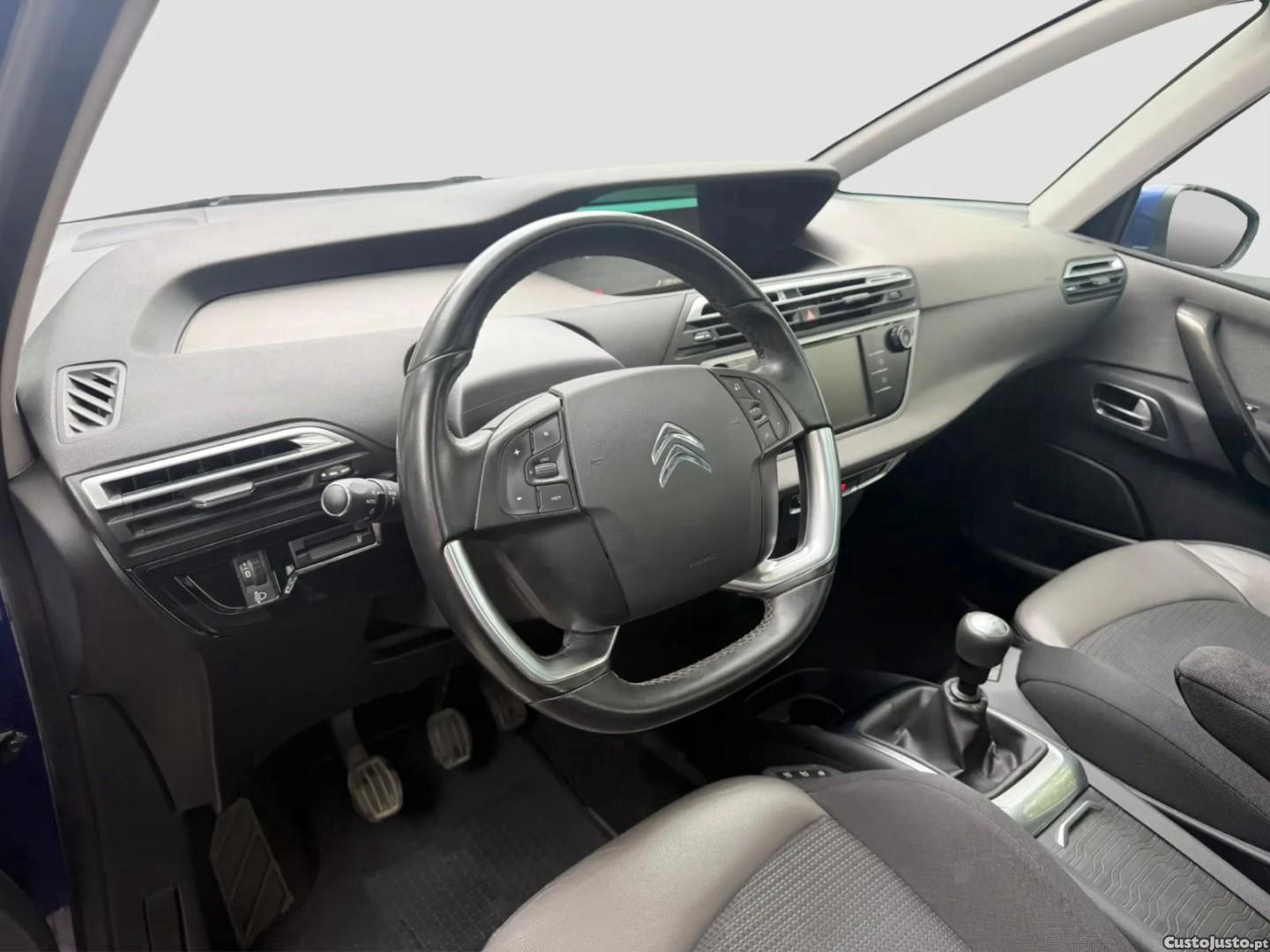 Citroën C4 Picasso Outro — fotografia 13