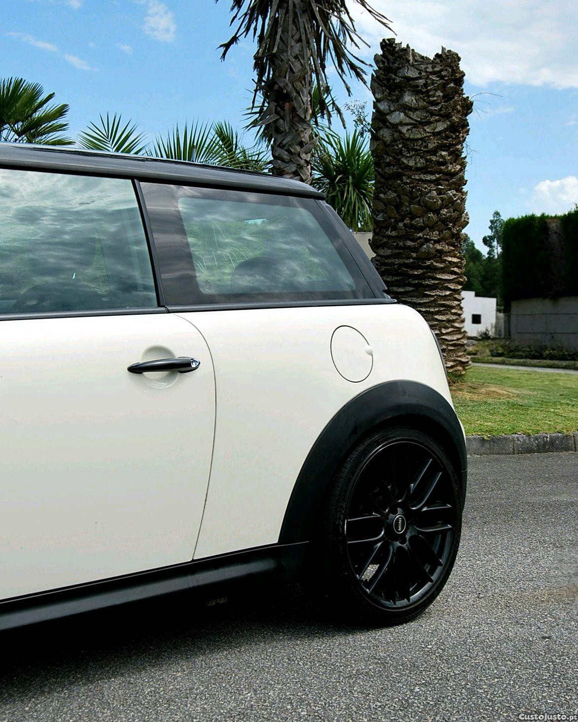 MINI Cooper 1.6d — fotografia 5