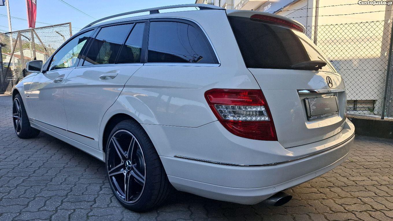 Mercedes-Benz C 220 Avantgard Cdi - 09 foto 4