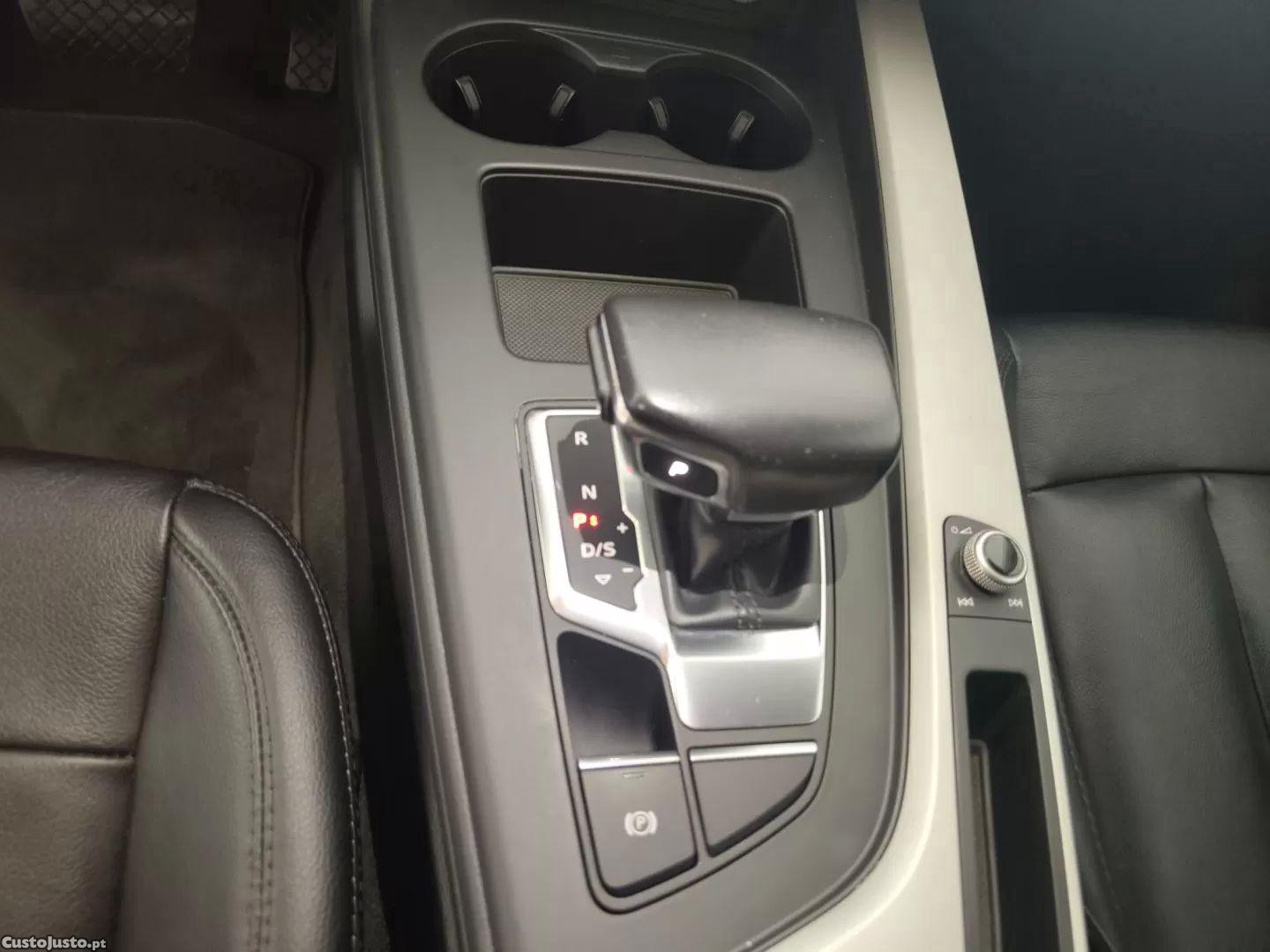 Audi A4 35 tdi advanced s tronic — fotografia 4
