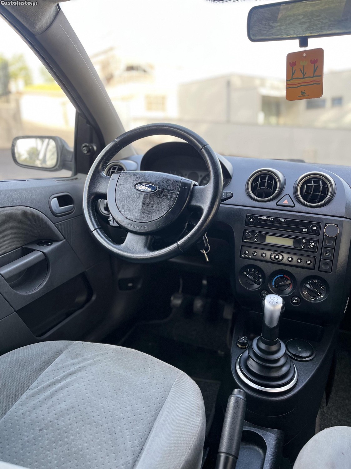 Ford Fiesta Street — fotografia 5