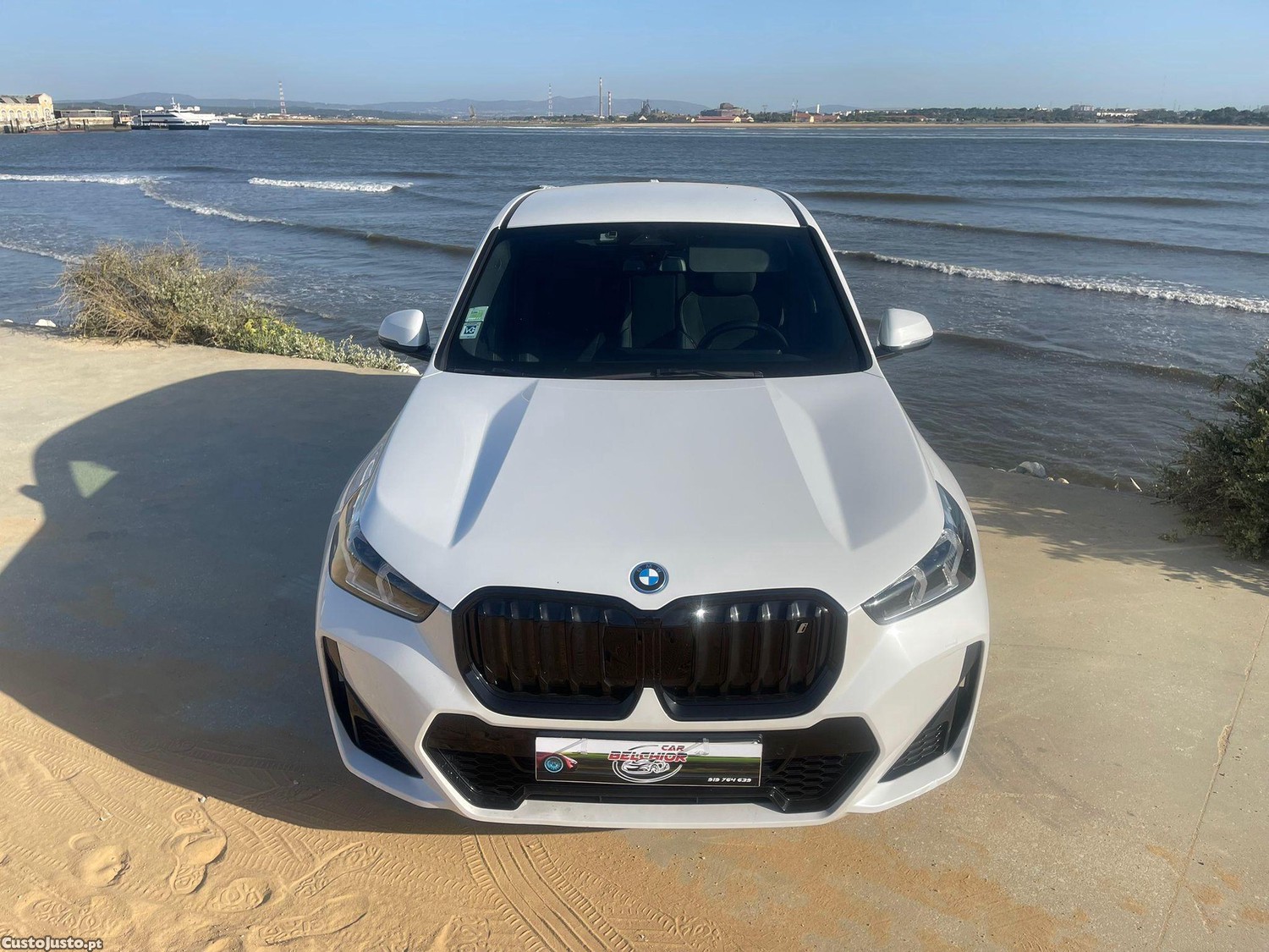 BMW iX1 xDrive30 Pack Desportivo M — fotografia 17