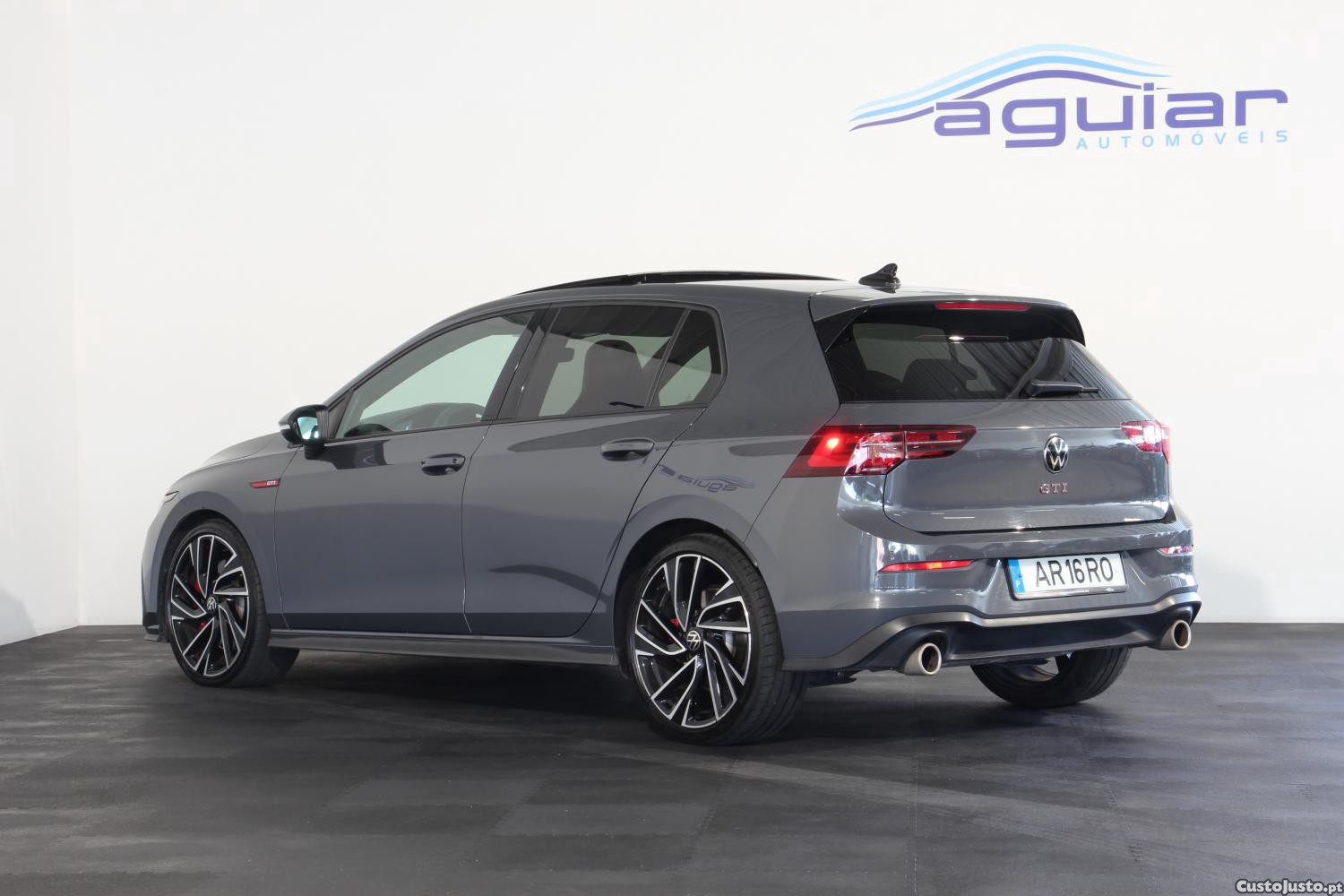 Volkswagen Golf 2.0 TSI GTI DSG — fotografia 21