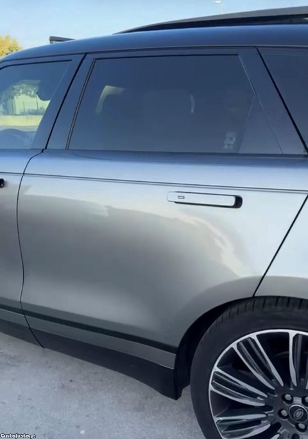 Land Rover Range Rover Velar - 17 — photo 4