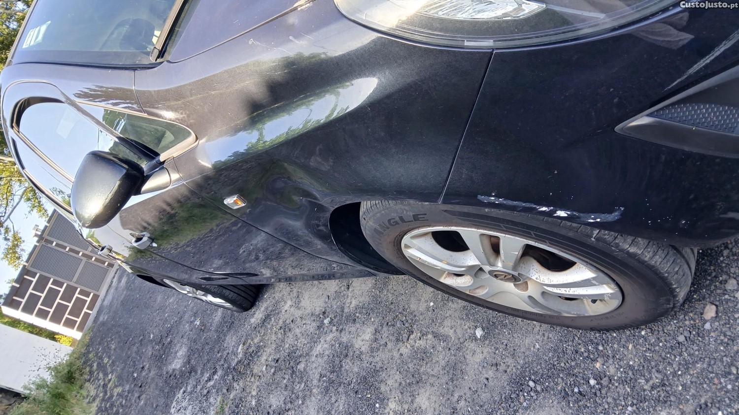 Opel Corsa . - 14 foto 4