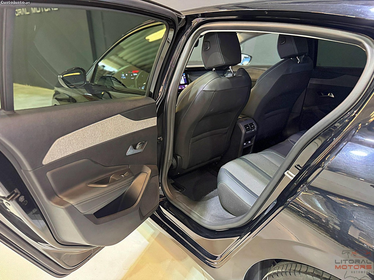 Peugeot 308 1.2 PureTech Allure — fotografia 11