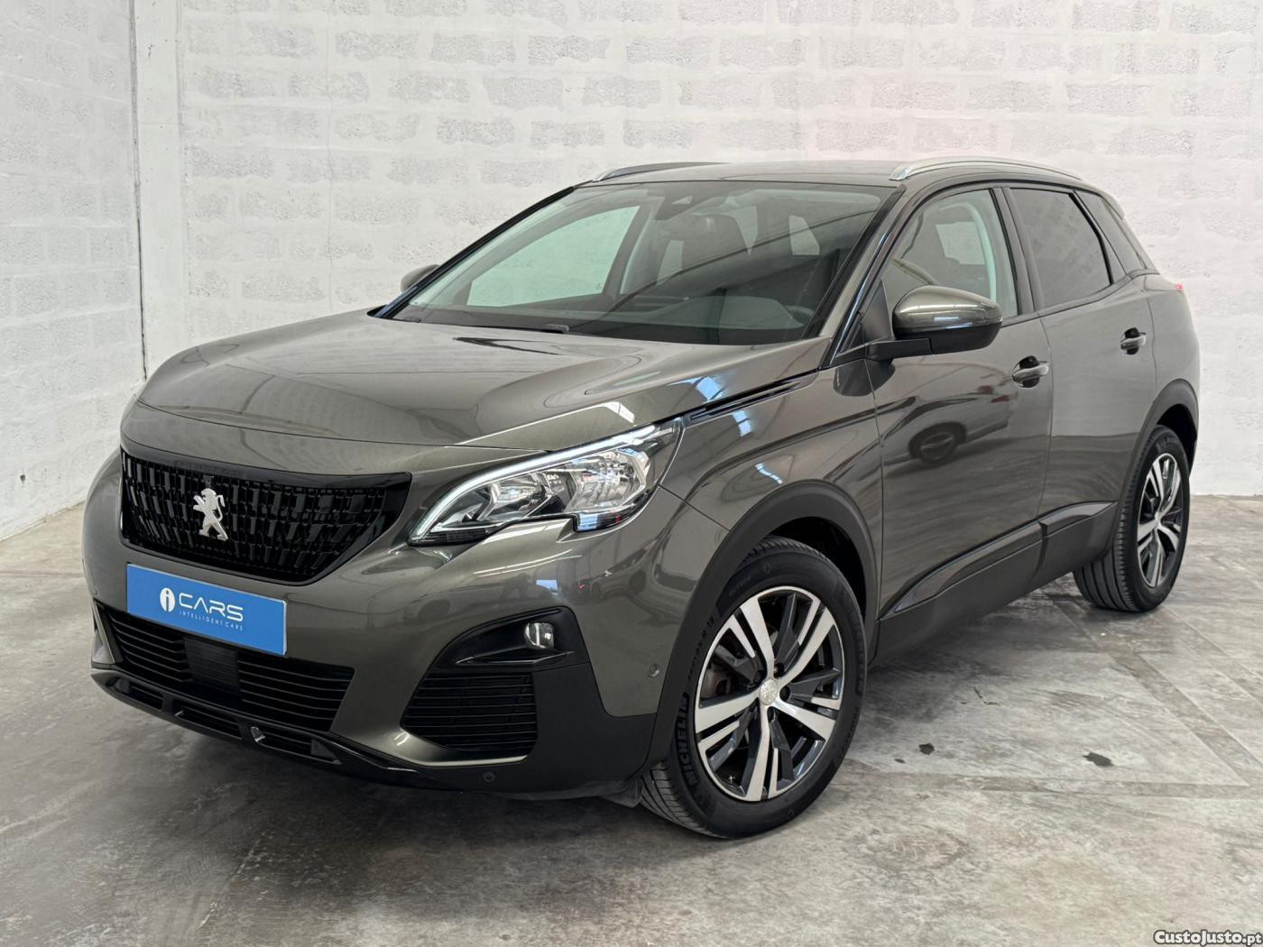Peugeot 3008 1.5 BlueHDi Active P — fotografia 18