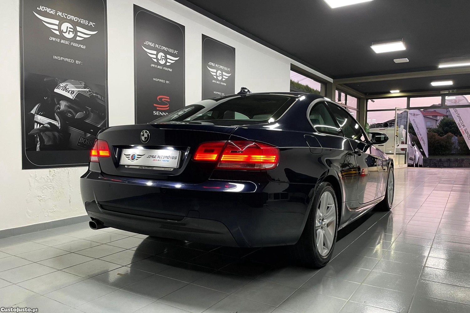 BMW 320 D Coupé Caixa Automática - 09 — photo 5