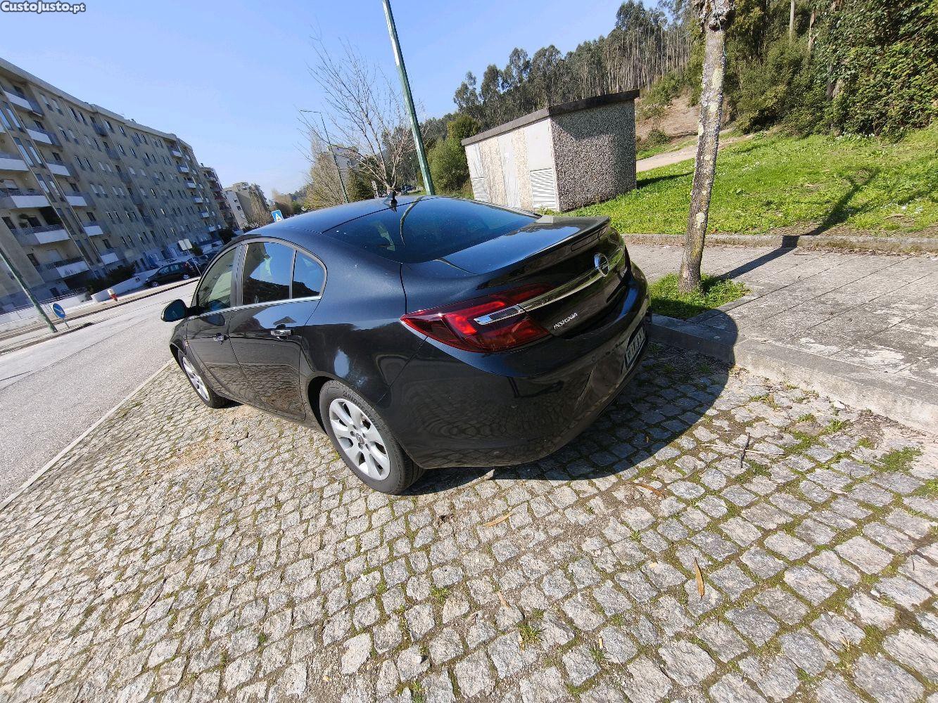 Opel Insignia Limousine 1.6CDTi — photo 3