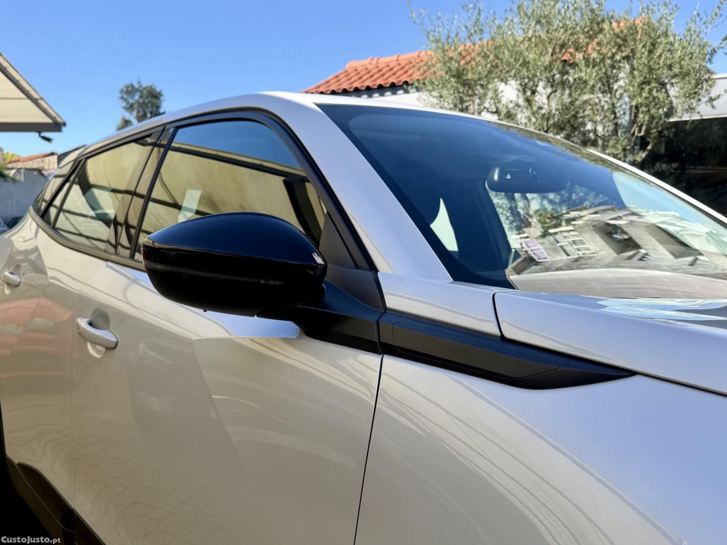 Peugeot 2008 PureTech 100 Stop&Start Active Pack — photo 3