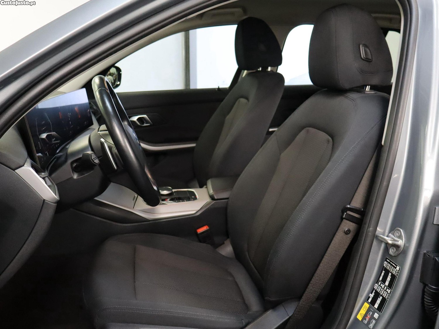 BMW 320 e Corporate Edition Auto — fotografia 18