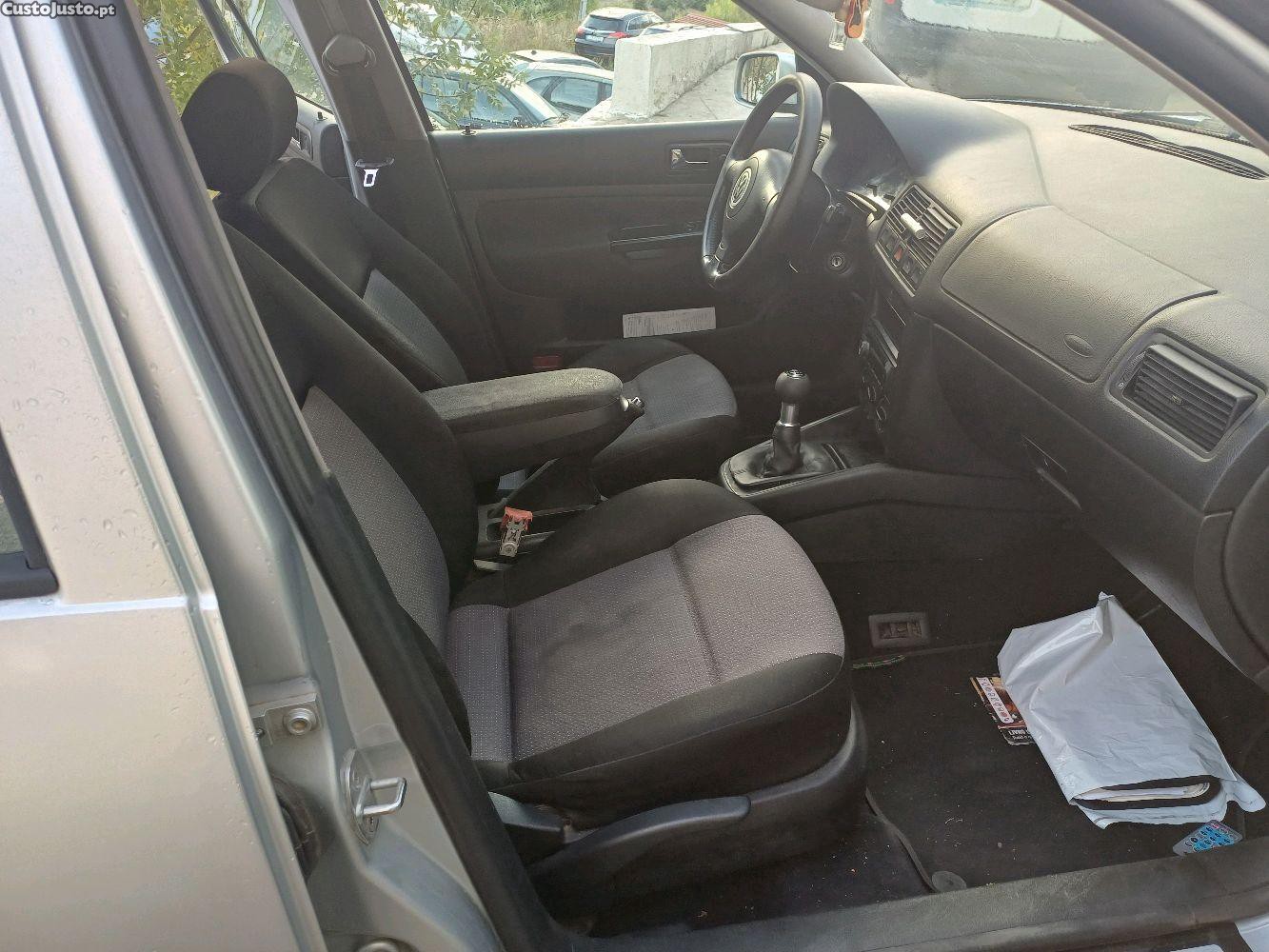 Volkswagen Golf 1.9Tdi 25anos — fotografia 4