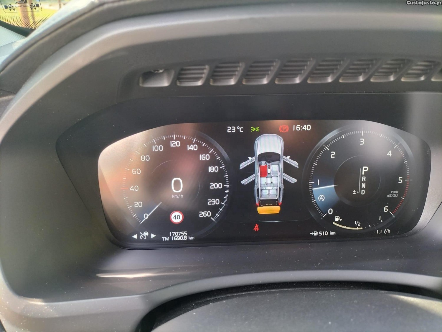 Volvo XC 90 D4 Inscription — fotografia 4
