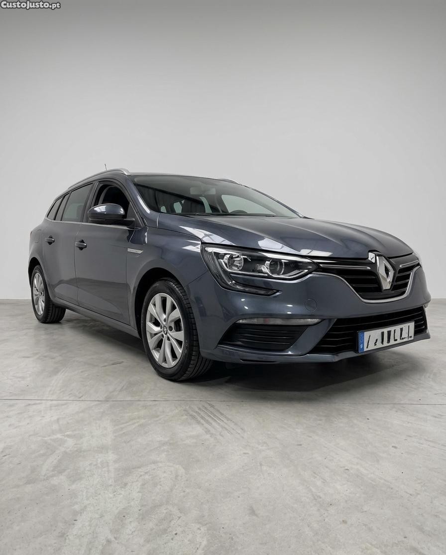 Renault Mégane Limited 1.5 dci — fotografia 4