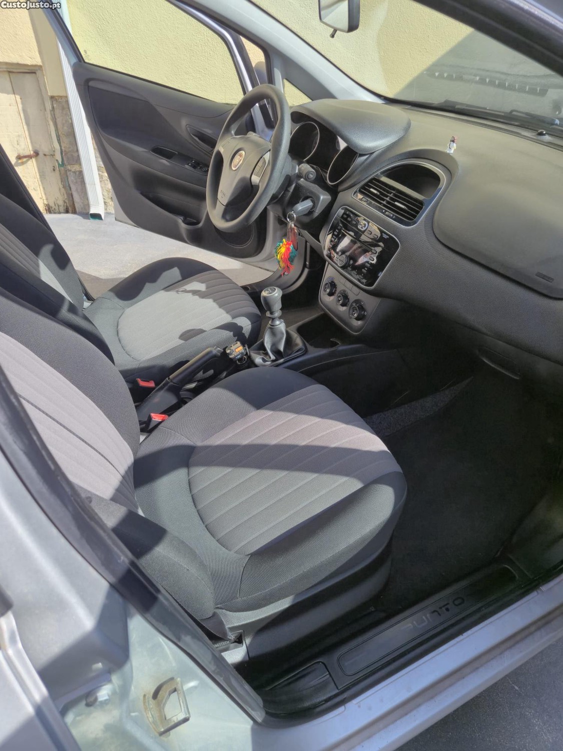 Fiat Punto Hatchback 1.2 — fotografia 5