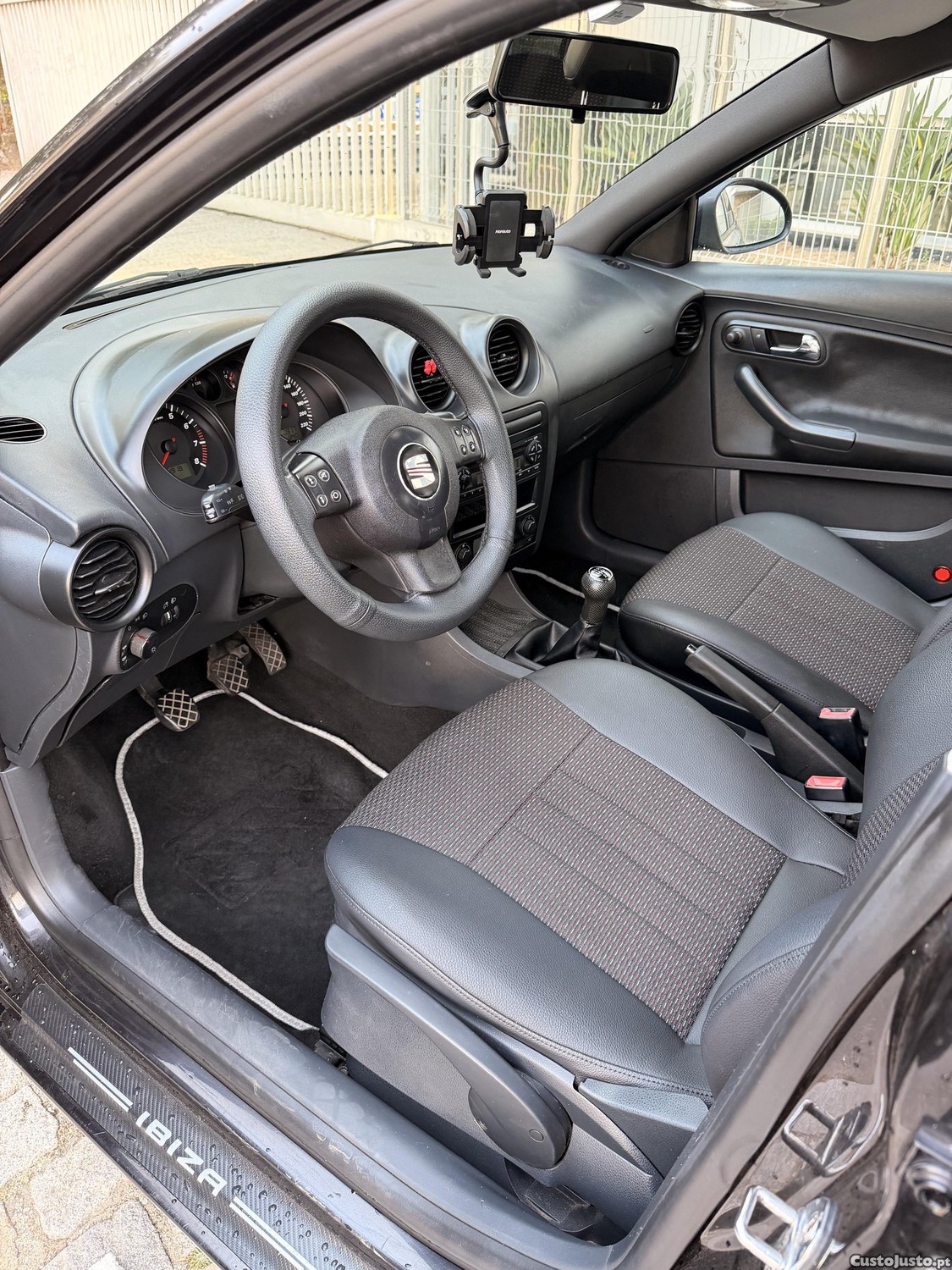 SEAT Ibiza 1.4 TSI — fotografia 8