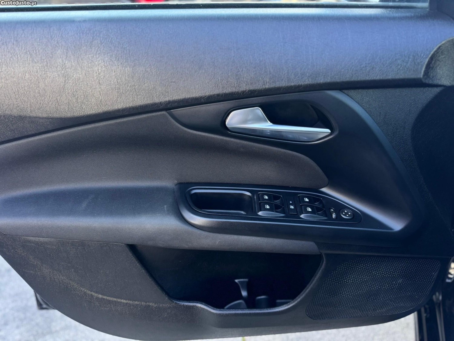 Fiat Tipo 1.3 Multijet City Life — fotografia 16