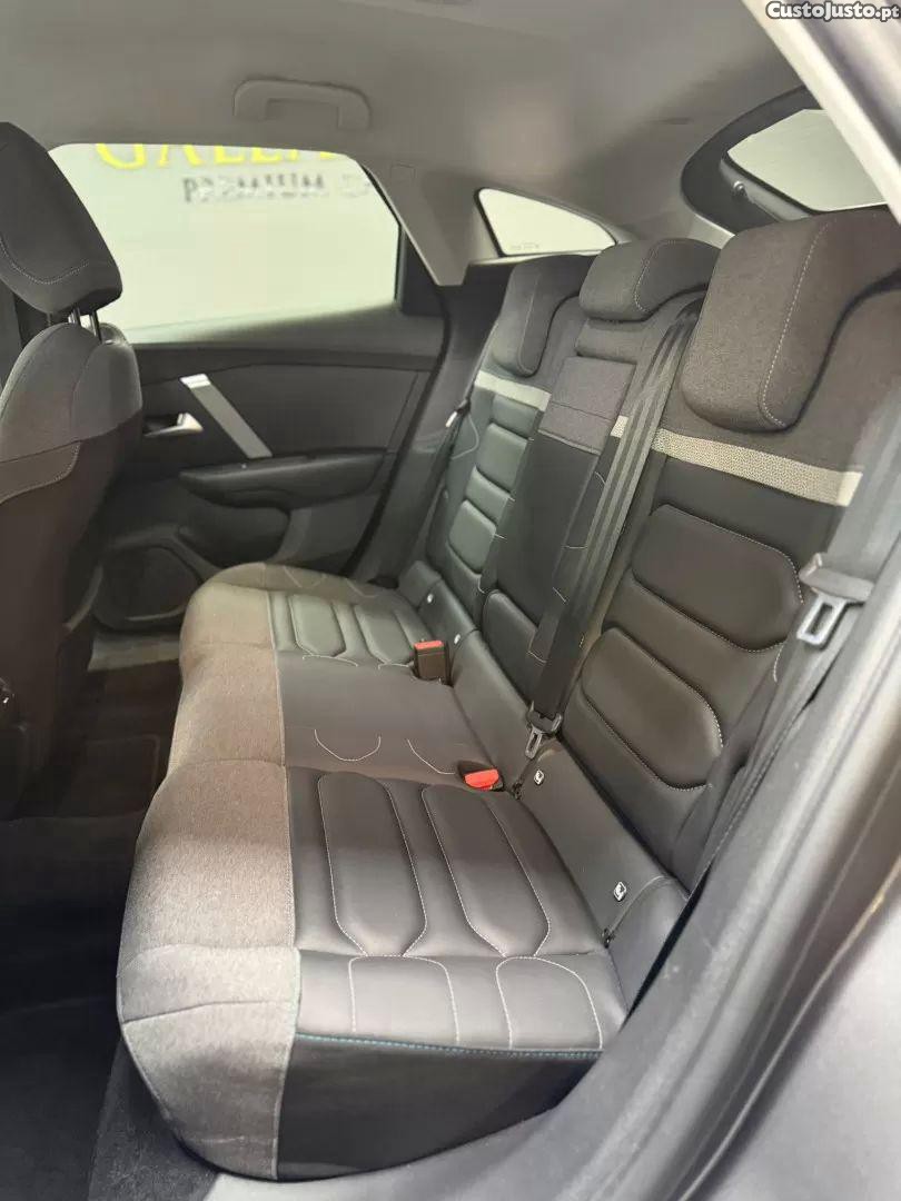 Citroën C4 1.2 puretech shine — fotografia 5