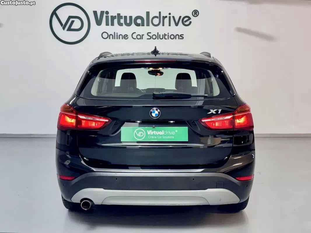 BMW X1 18 d sdrive auto xline — fotografia 12