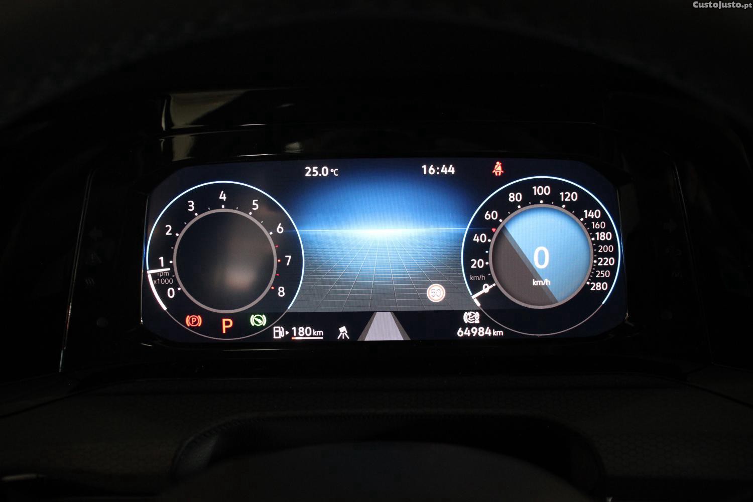 Volkswagen Golf 2.0 TSI GTI DSG — fotografia 13